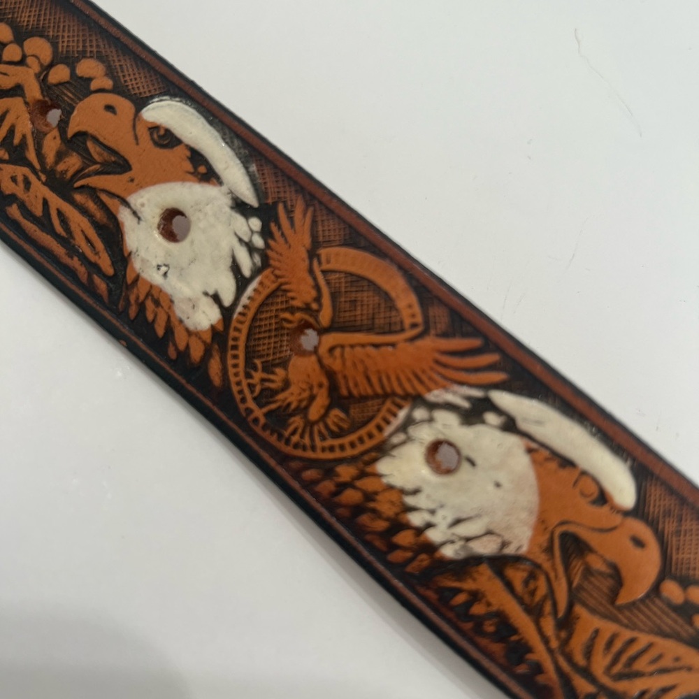 Genuine tooled leather Belt White Howlite Magnesite embellished with eagles boho - Picture 3 of 12